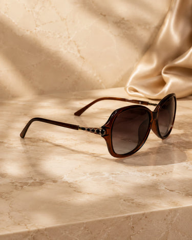 Elegant Amber women's sunglasses with modern design